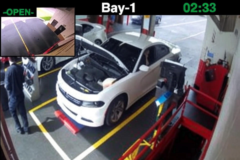 BayTracker camera view with bay occupancy timer
